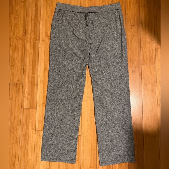 Vuori Halo Wide Leg Flare Pants / Jogger Hearhered Grey Size XXL - Picture 8 of 16